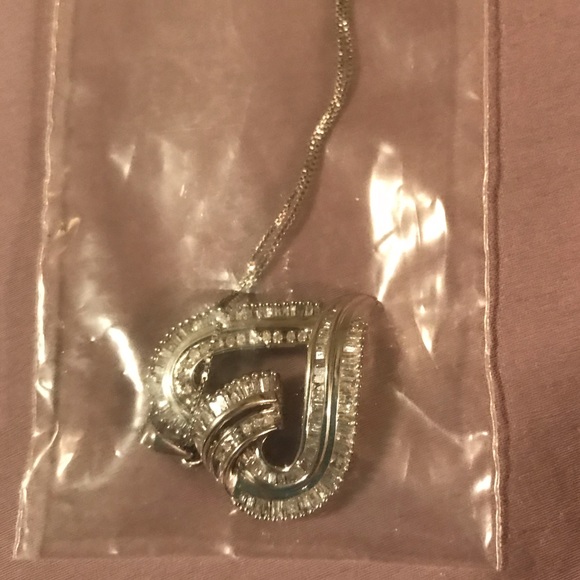 Heart necklace - Picture 2 of 2